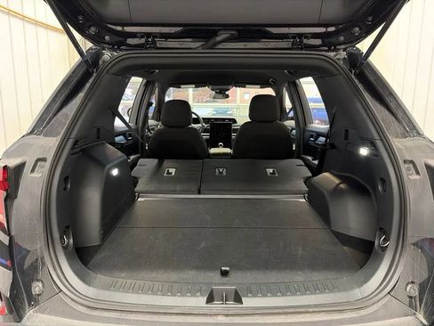 Used 2026 GMC Terrain Elevation FWD image 16