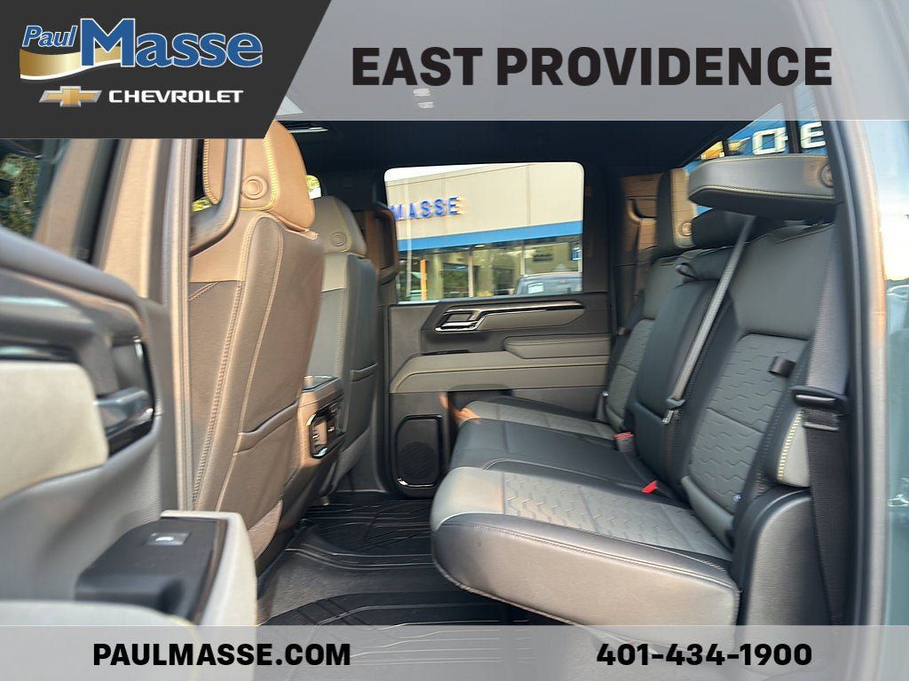 Used 2026 Chevrolet Silverado 2500 ZR2 w/ Snow Plow Prep/Camper Package AWD/4WD image 18