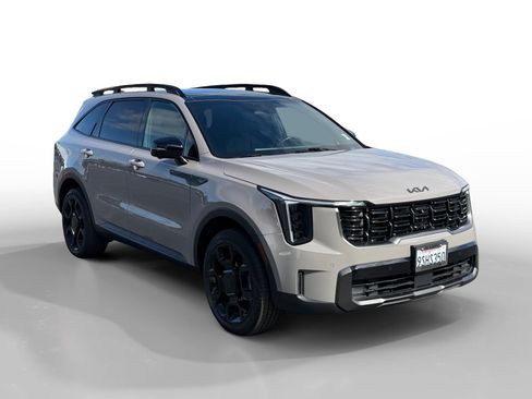 Used 2025 Kia Sorento SX Prestige AWD/4WD image 7