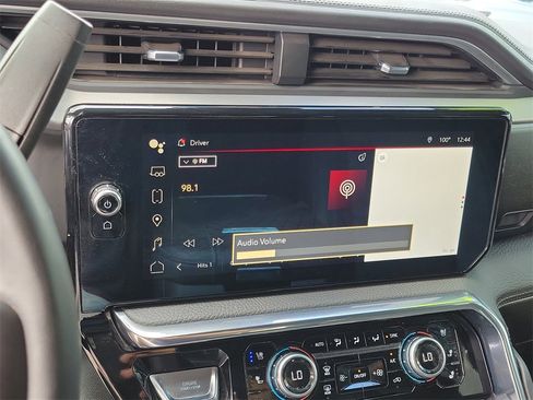 Used 2024 GMC Sierra 2500 Denali w/ Denali Reserve Package image 67