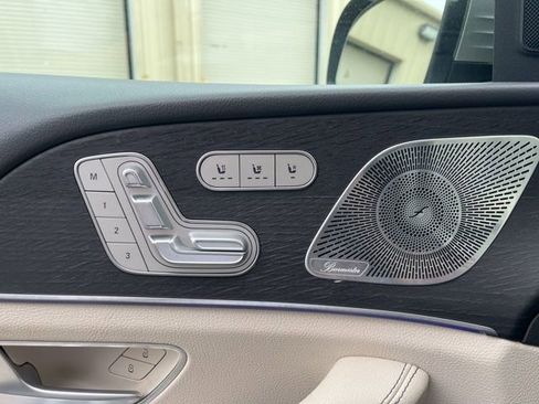 Used 2020 Mercedes-Benz GLE 350 4MATIC image 10