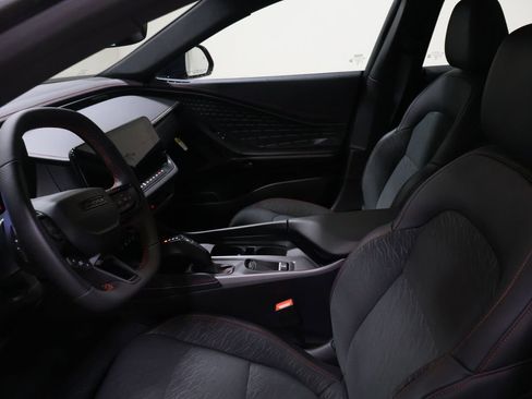 New 2026 Dodge Charger R/T AWD/4WD image 10