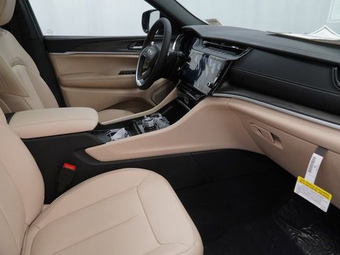 New 2026 Jeep Grand Cherokee Limited image 34