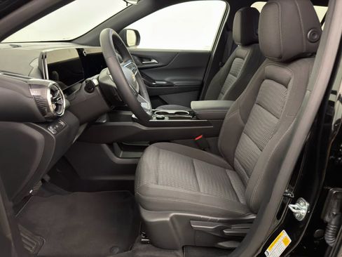 Used 2026 Chevrolet Equinox LT FWD image 14