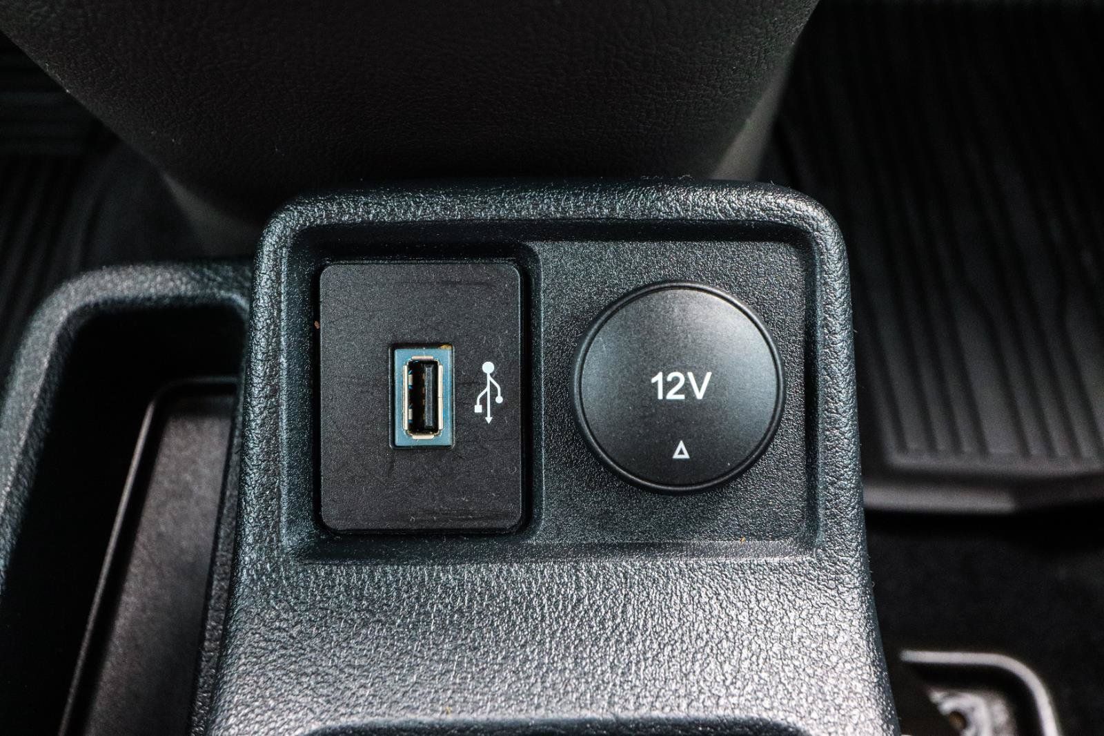 Used 2021 Ford Transit Connect XL FWD image 9