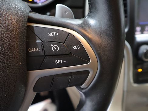 Used 2014 Jeep Grand Cherokee Limited AWD/4WD image 34