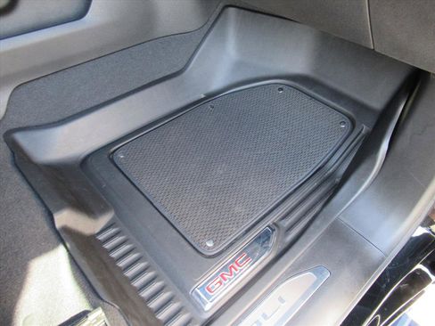 Used 2025 GMC Sierra 3500 Denali w/ Denali Reserve Package image 16