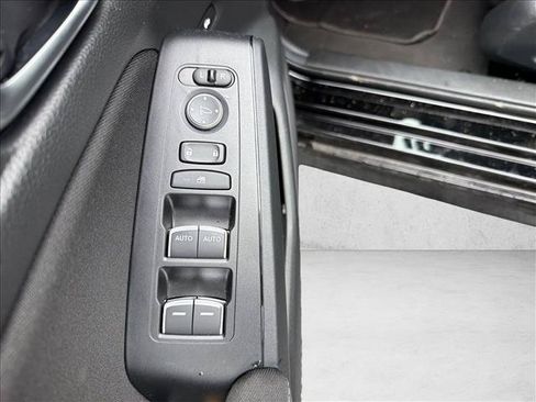Used 2025 Honda Civic Sport image 11