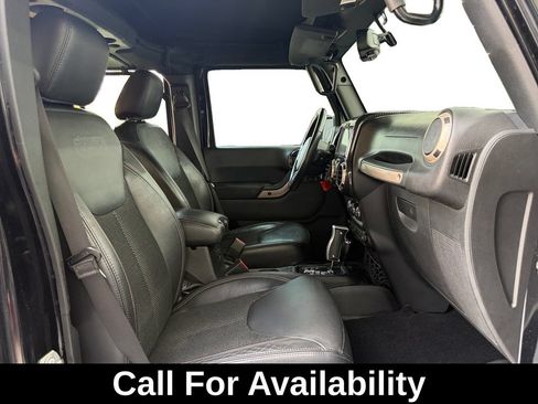 Used 2017 Jeep Wrangler Unlimited Sahara AWD/4WD image 17