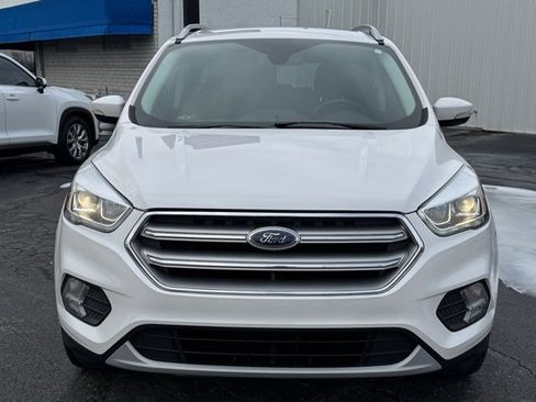 Used 2017 Ford Escape Titanium image 2