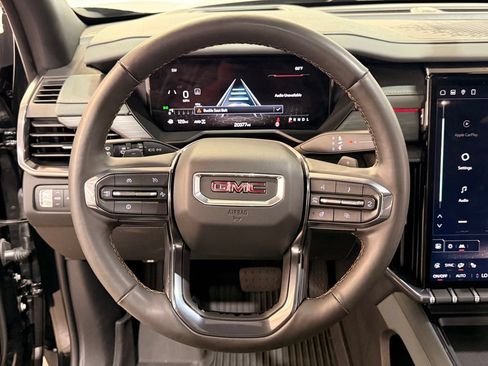 Used 2024 GMC Acadia AT4 w/ Luxury Package AWD/4WD image 20