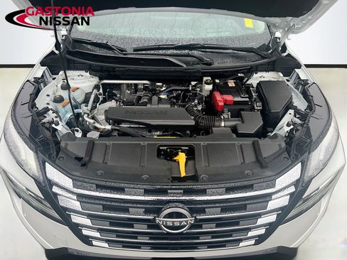 Used 2026 Nissan Rogue Platinum w/ Platinum Premium Package image 40