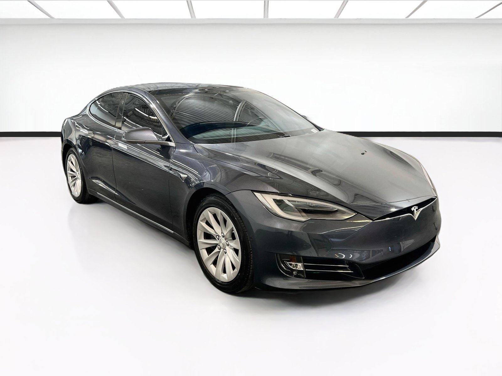 Used 2018 Tesla Model S 100D AWD/4WD image 3