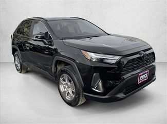 Used 2025 Toyota RAV4 XLE video 3