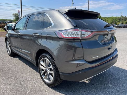 Used 2018 Ford Edge Titanium w/ Equipment Group 301A AWD/4WD image 3