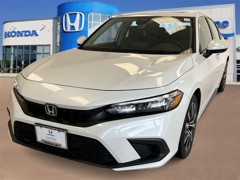 Used 2024 Honda Civic EX-L image 4