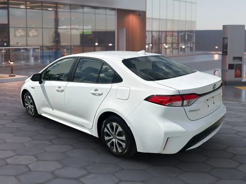 Used 2020 Toyota Corolla LE image 6