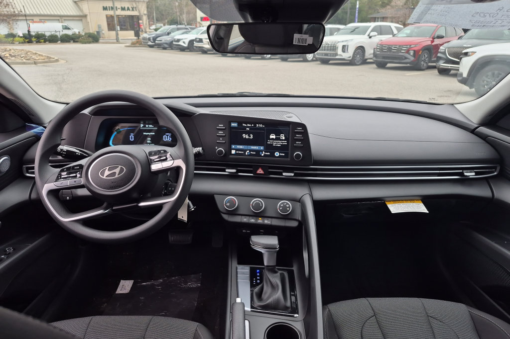 New 2026 Hyundai Elantra SE FWD image 20