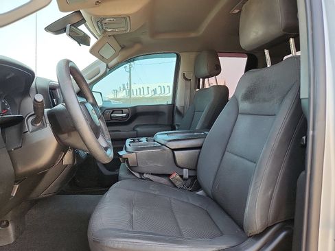 Used 2020 Chevrolet Silverado 1500 Custom w/ Custom Value Package RWD image 11