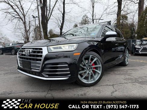 Used 2018 Audi SQ5 Prestige w/ Prestige Package image 3