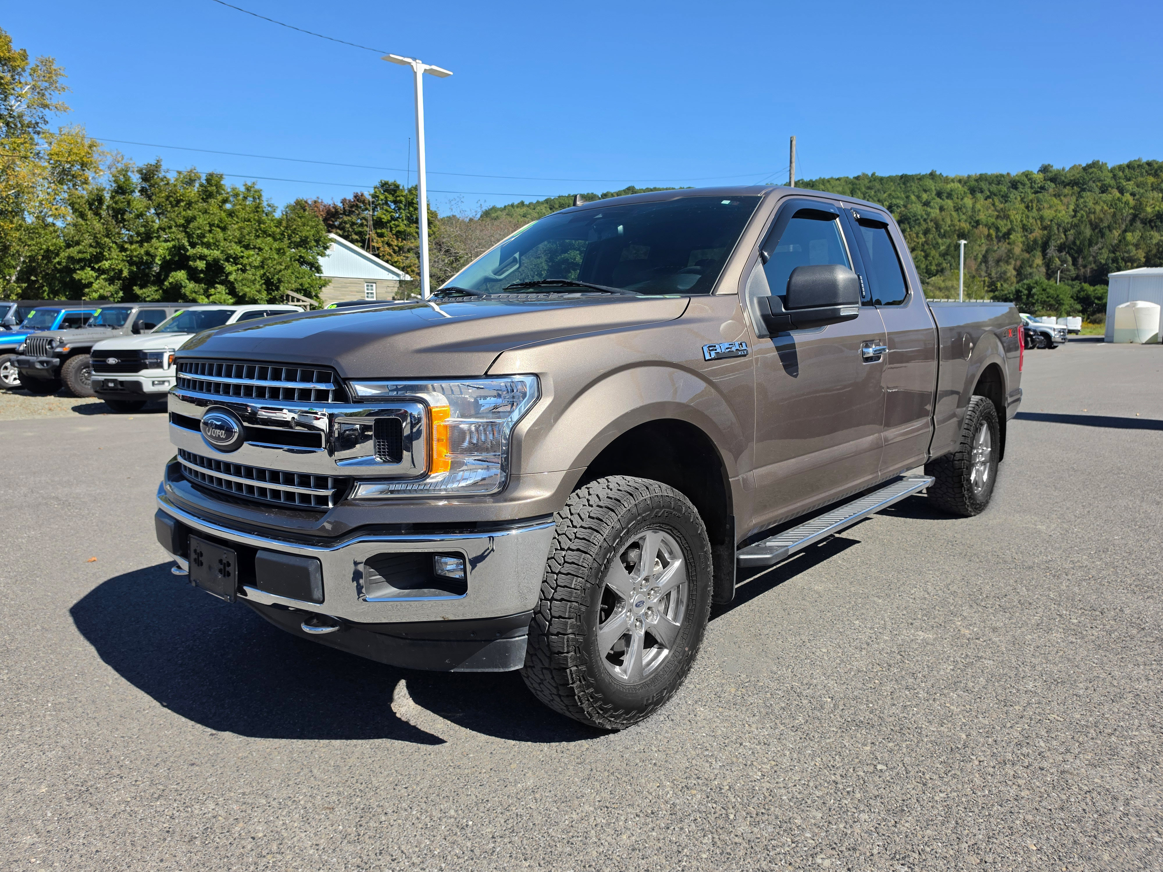 Used 2019 Ford F150 XLT w/ Equipment Group 302A Luxury AWD/4WD image 7