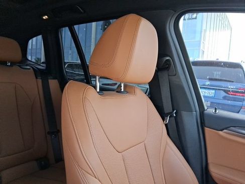 Used 2024 BMW X3 sDrive30i w/ M Sport Package RWD image 18