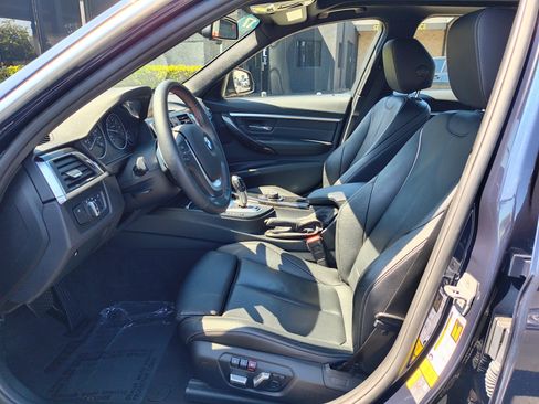 Used 2017 BMW 330e RWD image 16