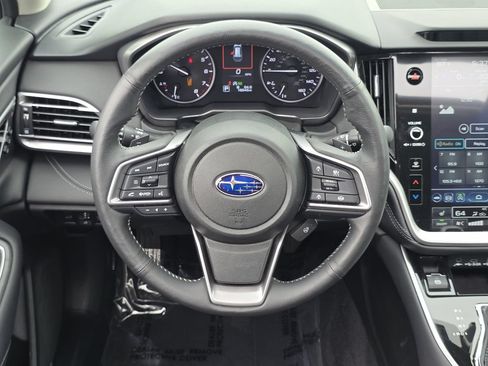 Used 2025 Subaru Outback Limited AWD/4WD image 21