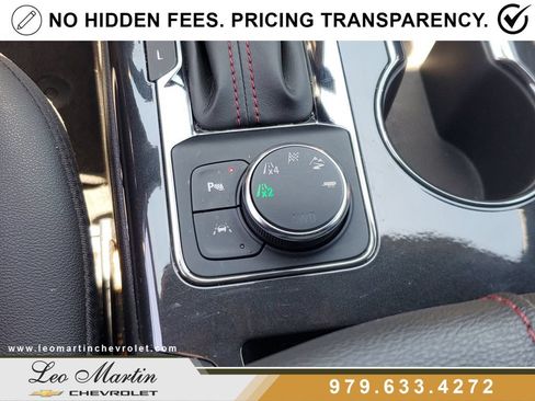 Used 2025 Chevrolet Blazer RS AWD/4WD image 29