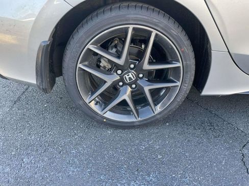 Used 2022 Honda Civic Sport Touring image 13