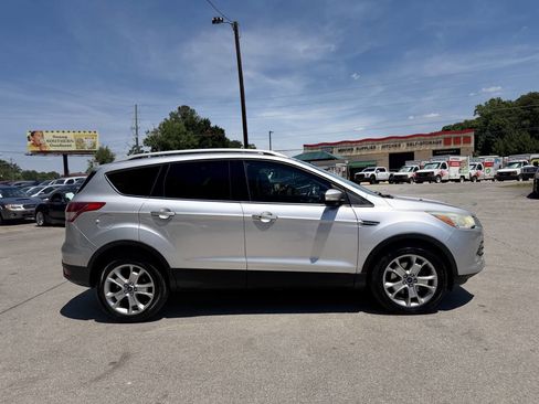 Used 2014 Ford Escape Titanium AWD/4WD image 4