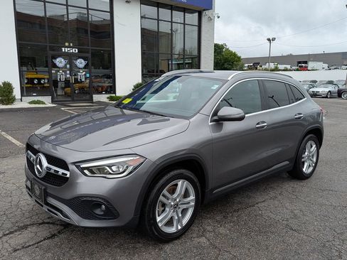 Used 2021 Mercedes-Benz GLA 250 4MATIC image 2