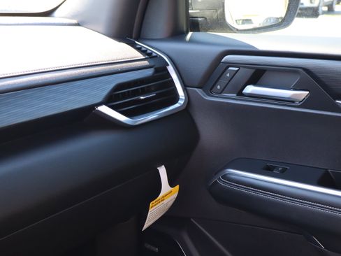 New 2026 GMC Acadia Elevation w/ Super Cruise Package image 38