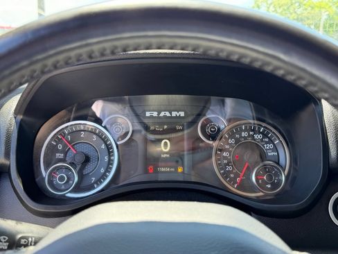 Used 2021 RAM 1500 Tradesman AWD/4WD image 16