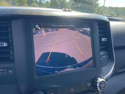 Used 2019 RAM 1500 Big Horn AWD/4WD image 25