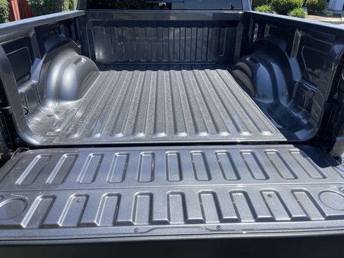 New 2026 RAM 1500 Big Horn AWD/4WD image 13