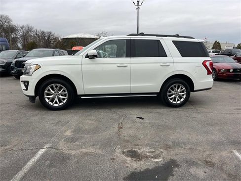 Used 2020 Ford Expedition XLT w/ Equipment Group 202A image 7