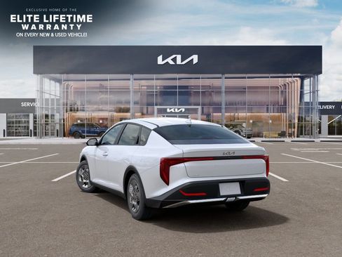 New 2026 Kia K4 FWD image 5