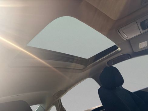 Used 2023 Honda Accord EX image 25