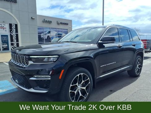 Used 2024 Jeep Grand Cherokee Summit AWD/4WD image 8