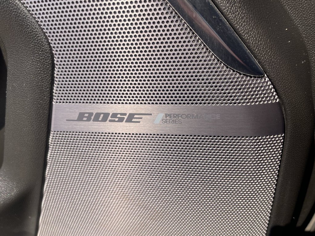 Used 2023 GMC Yukon Denali Ultimate AWD/4WD image 36