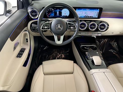 Used 2022 Mercedes-Benz A 220 A 220 image 22