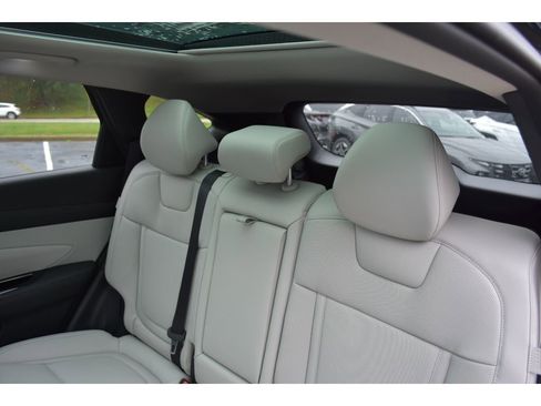 New 2025 Hyundai Tucson Limited image 30