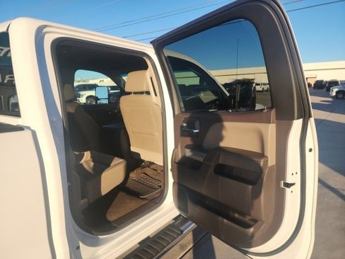 Used 2017 Chevrolet Silverado 2500 LTZ w/ Duramax Plus Package image 29