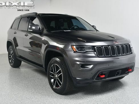 Used 2018 Jeep Grand Cherokee Trailhawk w/ Trailhawk Luxury Group image 1