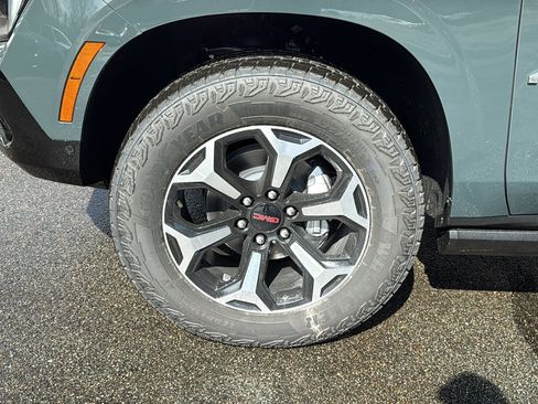 New 2026 GMC Yukon XL AT4 w/ AT4 Premium Plus Package image 5