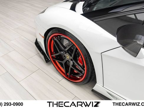 Used 2017 Lamborghini Aventador LP 700-4 AWD/4WD image 16