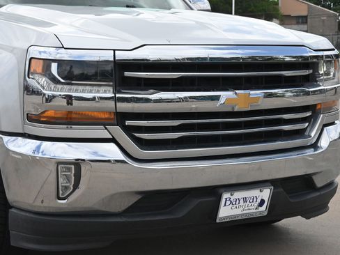 Used 2018 Chevrolet Silverado 1500 LT w/ All Star Edition RWD image 27