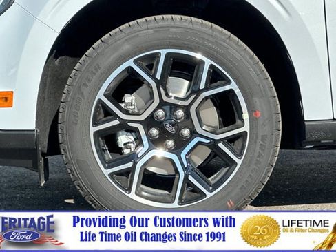 New 2026 Ford Maverick Lariat w/ 4K Tow Package AWD/4WD image 25
