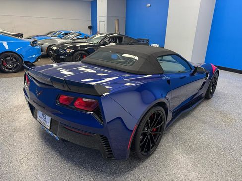 Used 2017 Chevrolet Corvette Grand Sport w/ Z07 Performance Package RWD image 29